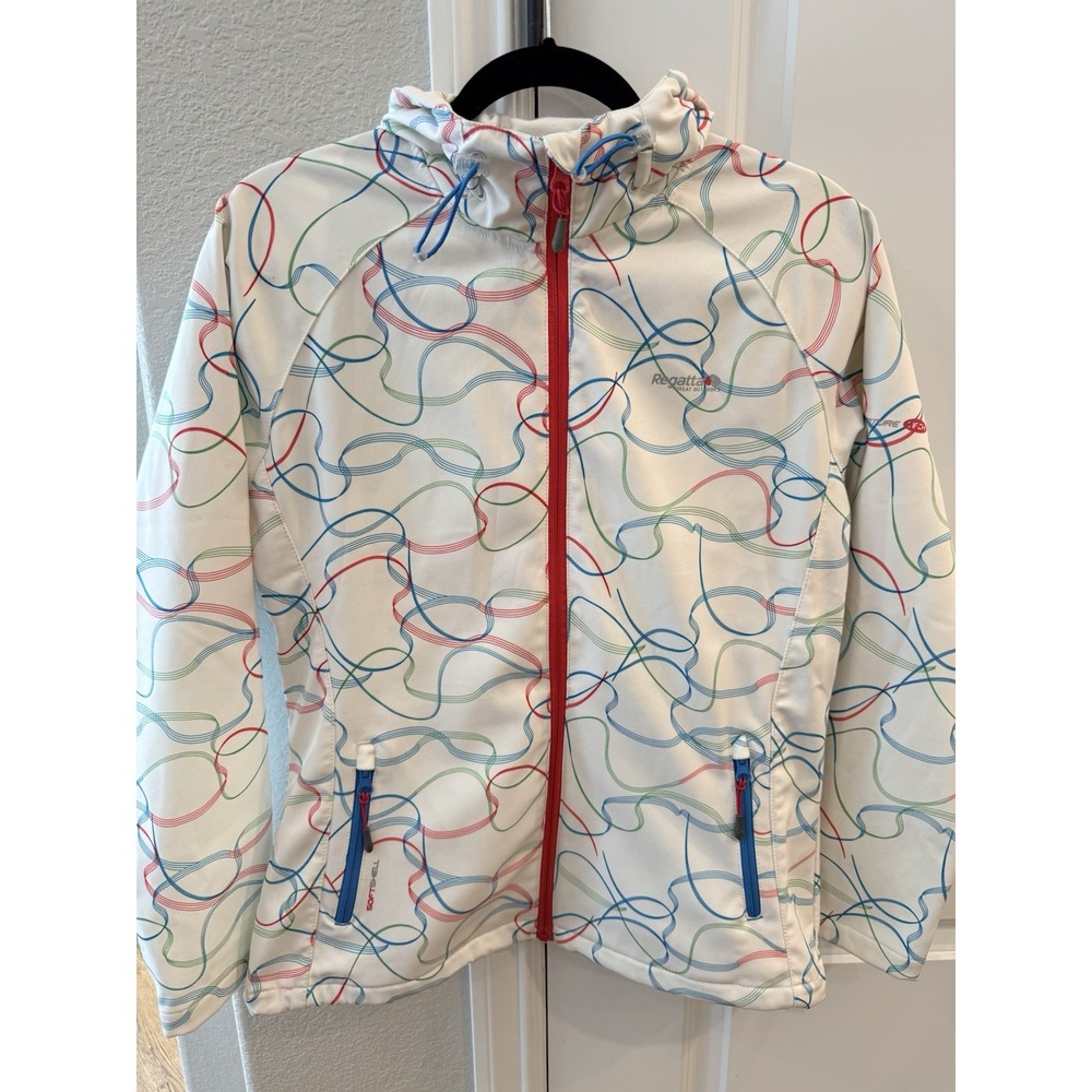 Regatta Great Outdoors Women's Waterproof Jacket White Print. Size‎ EU 38/US 8